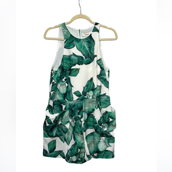 Cameo Collective Palm Leaf Romper XS – Tropical Green Print NWT - Picture 3 of 10